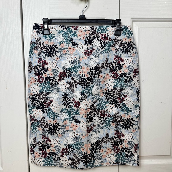 LOFT Dresses & Skirts - LOFT Floral Print Skirt - Black, Green, Pink